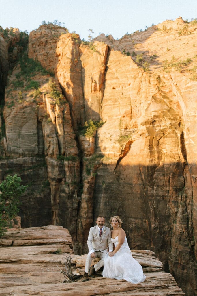 Utah elopement in a canyon